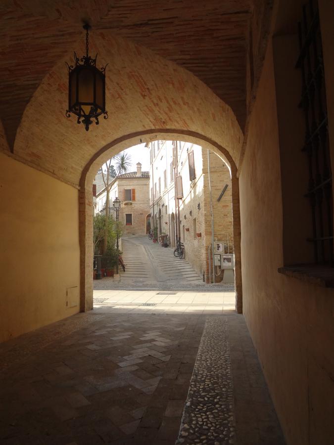 Hotel Nettuno ポルト・サン・ジョルジョ エクステリア 写真